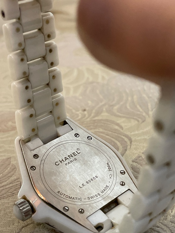 シャネル J12 （高級時計）の商品画像 - 査定依頼日：2025年11月28日 - 最高査定価格：380,000円