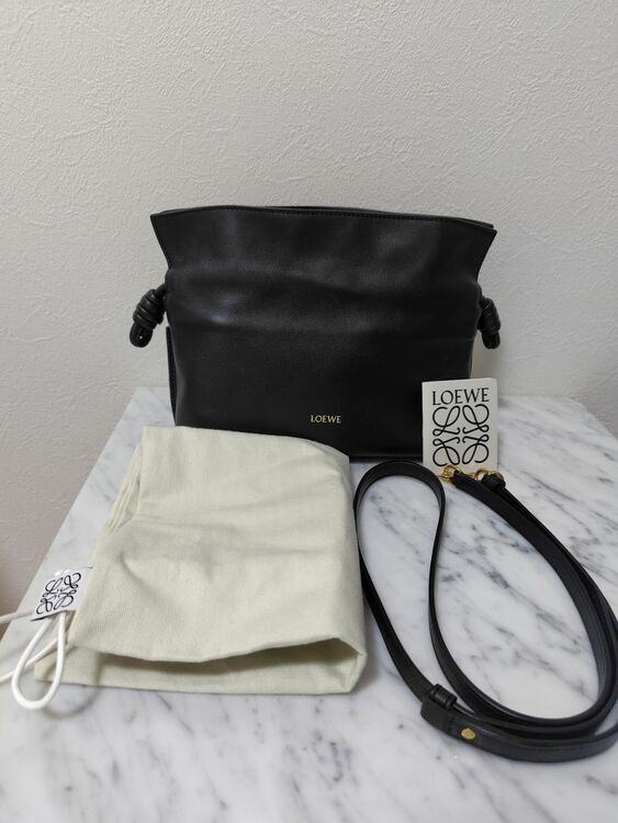 LOEWE フラメンコミニクラッチショルダーバッグ（ブランドバッグ）の商品画像 - 査定依頼日：2025年6月18日 - 最高査定価格：220,000円