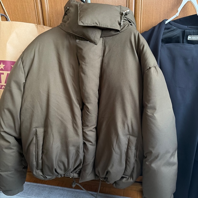 ダウンジャケット（古着・ファッション）の商品画像 - 査定依頼日：2026年1月23日 - 最高査定価格：100,000円