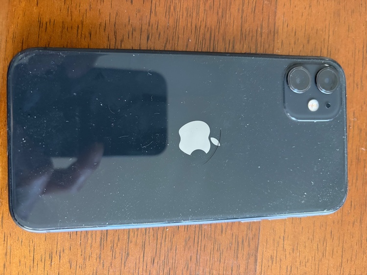 iPhone iPhone11 128GB Softbank（スマホ）の商品画像 - 査定依頼日：2026年8月15日 - 最高査定価格：21,000円