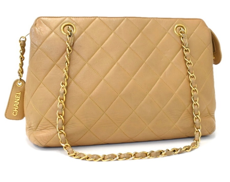 CHANEL/シャネル/チェーンショルダーバッグ/マトラッセ/ラムスキン/レザー（ブランドバッグ）の商品画像 - 査定依頼日：2026年2月23日 - 最高査定価格：60,000円