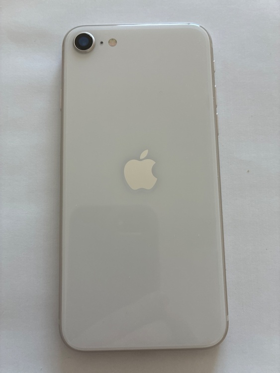 iPhone SE (第 3 世代) 64GB Softbank（スマホ）の商品画像 - 査定依頼日：2026年1月25日 - 最高査定価格：20,000円