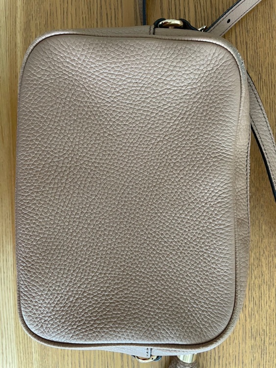 	ソーホー スモールディスコバッグ（ブランドバッグ）の商品画像 - 査定依頼日：2025年6月22日 - 最高査定価格：70,000円