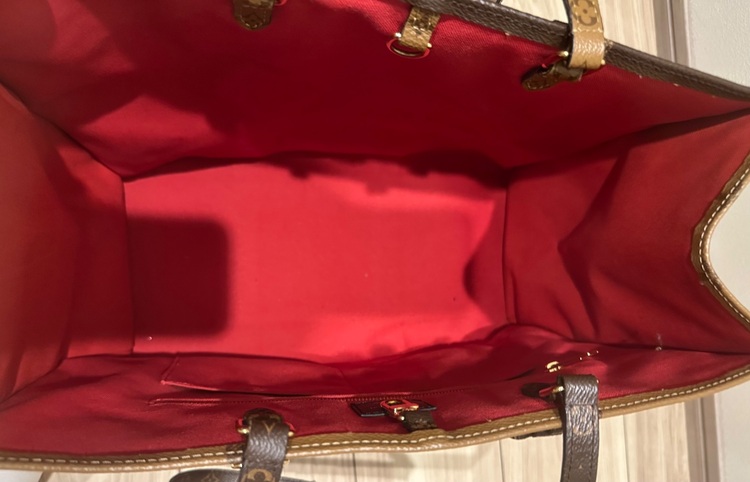 ルイヴィトン モノグラム （ブランドバッグ）の商品画像 - 査定依頼日：2025年10月12日 - 最高査定価格：210,000円