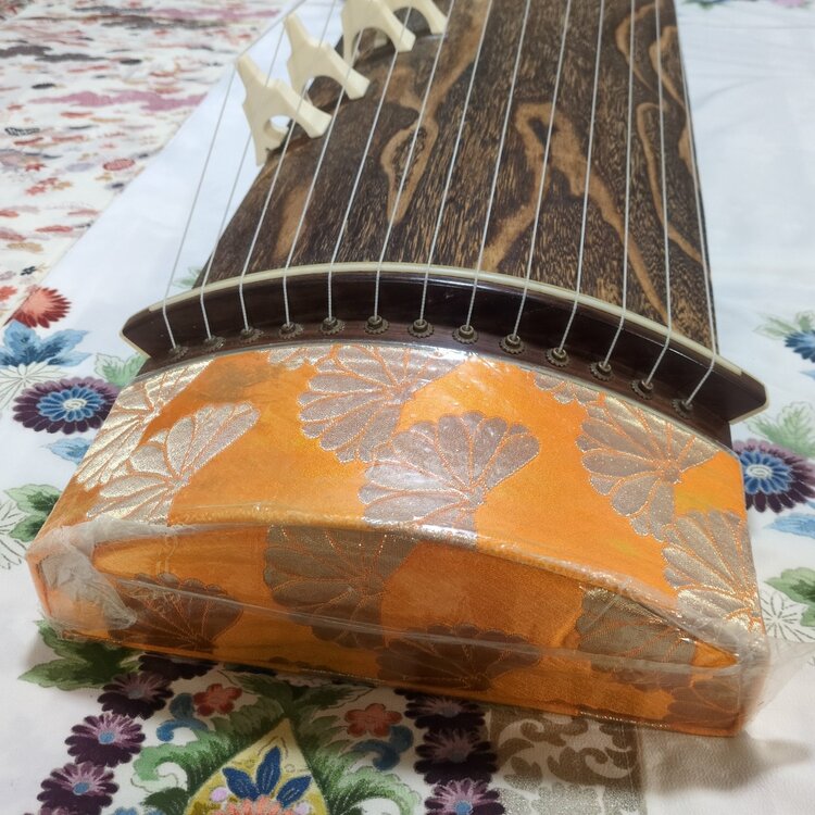 お琴（ピアノ・楽器・PA機材）の商品画像 - 査定依頼日：2026年4月4日 - 最高査定価格：3,000円