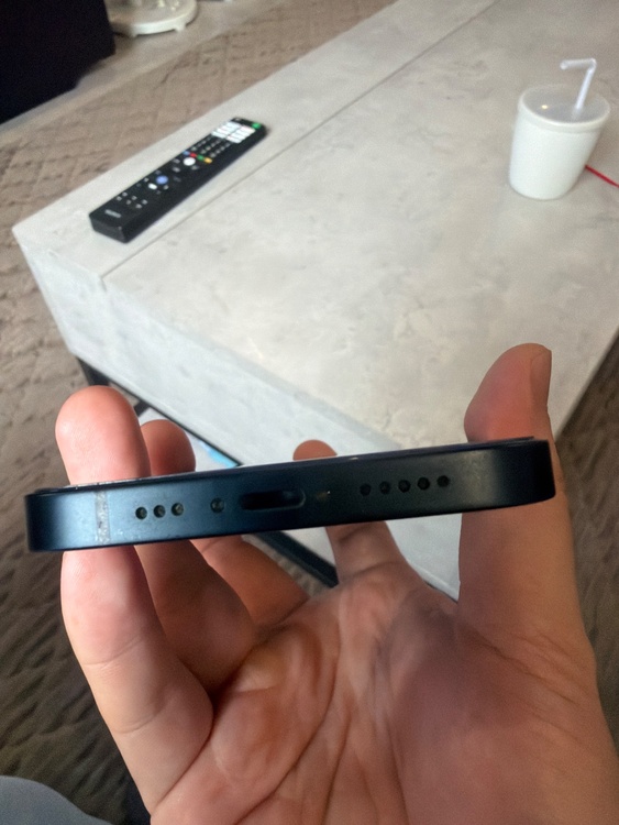 iPhone iPhone 13 128GB Softbank（スマホ）の商品画像 - 査定依頼日：2026年6月9日 - 最高査定価格：36,500円
