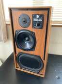 KEFスピーカー（オーディオ・スピーカー）の商品画像 - 査定依頼日：2025年3月18日 - 最高査定価格：40,000円