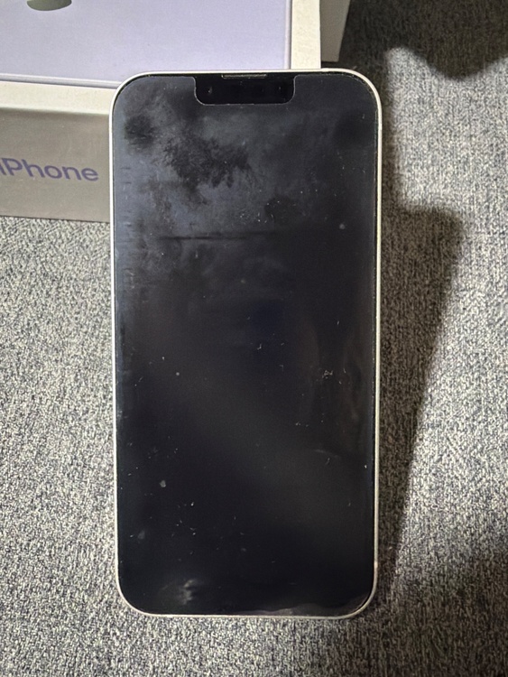 iPhone13（スマホ）の商品画像 - 査定依頼日：2026年2月11日 - 最高査定価格：33,000円