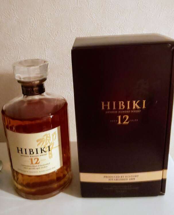 ウイスキー サントリー響 （お酒）の商品画像 - 査定依頼日：2025年4月24日 - 最高査定価格：35,000円