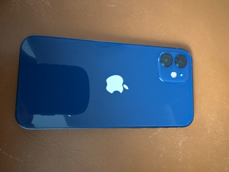 iPhone 12 64GB SIMフリー（スマホ）の商品画像 - 査定依頼日：2026年4月29日 - 最高査定価格：25,000円