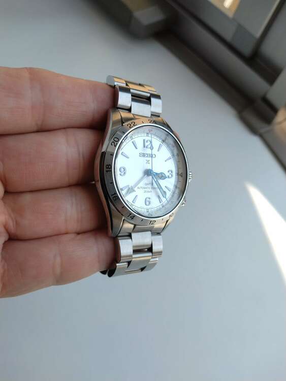 セイコー プロスペックス sbej01（高級時計）の商品画像 - 査定依頼日：2025年4月4日 - 最高査定価格：120,000円