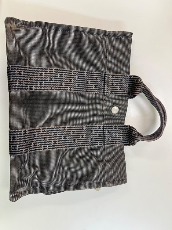 エルメス エールライン （ブランドバッグ）の商品画像 - 査定依頼日：2025年11月21日 - 最高査定価格：20,000円