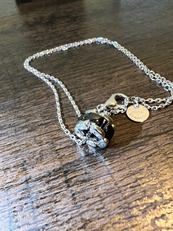 シャネル ウルトラコレクション ネックレス ブラック（金・貴金属）の商品画像 - 査定依頼日：2023年6月25日 - 最高査定価格：300,000円