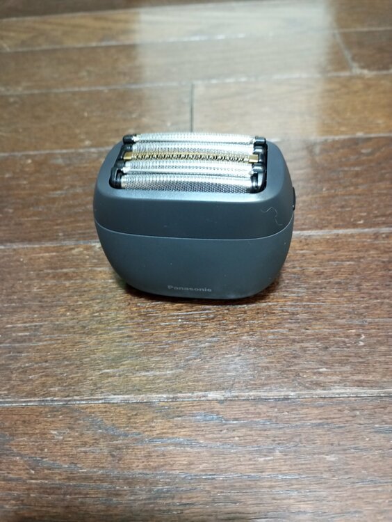 Panasonic　LAMDASH PALM IN シェーバー　ES-PV3A（コスメ・美容・健康器具）の商品画像 - 査定依頼日：2026年7月11日 - 最高査定価格：20,000円
