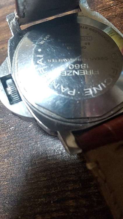 パネライルミノールGMT４４ミリ（高級時計）の商品画像 - 査定依頼日：2023年5月17日 - 最高査定価格：420,000円