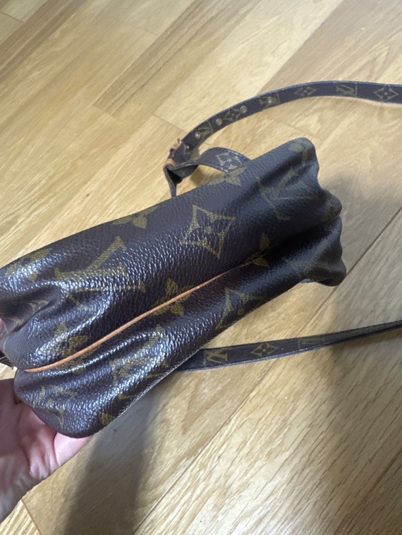 アマゾン（ブランドバッグ）の商品画像 - 査定依頼日：2025年10月16日 - 最高査定価格：20,000円