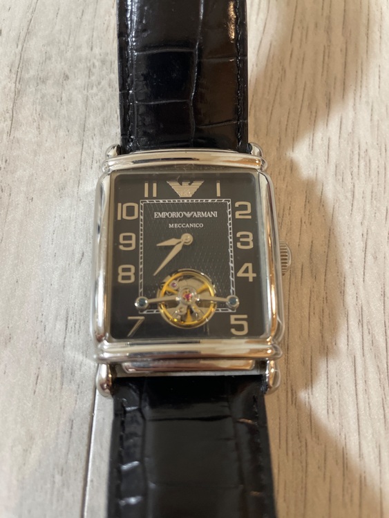 その他 その他 エンポリオアルマーニ　メカニコー（高級時計）の商品画像 - 査定依頼日：2025年10月15日 - 最高査定価格：5,000円