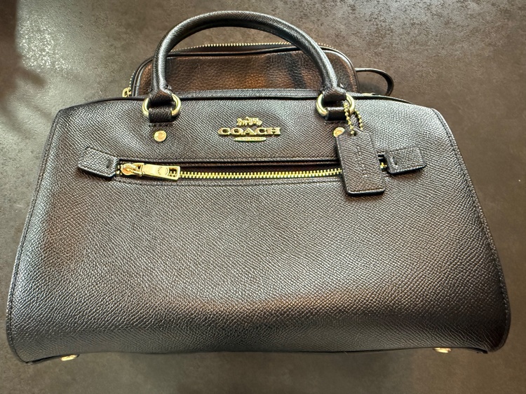 F79946（ブランドバッグ）の商品画像 - 査定依頼日：2026年4月2日 - 最高査定価格：8,000円