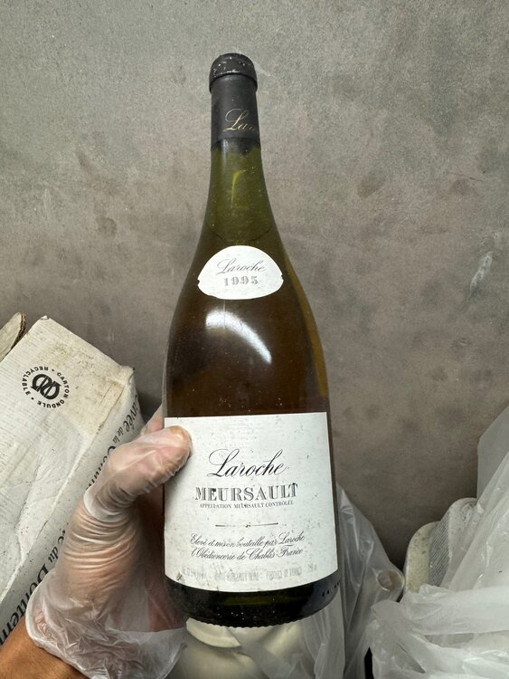 ラロッシュ　ムルソー（お酒）の商品画像 - 査定依頼日：2025年2月4日