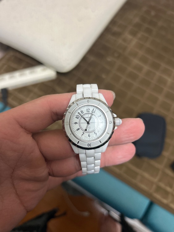 シャネル J12 （高級時計）の商品画像 - 査定依頼日：2025年11月26日 - 最高査定価格：250,000円