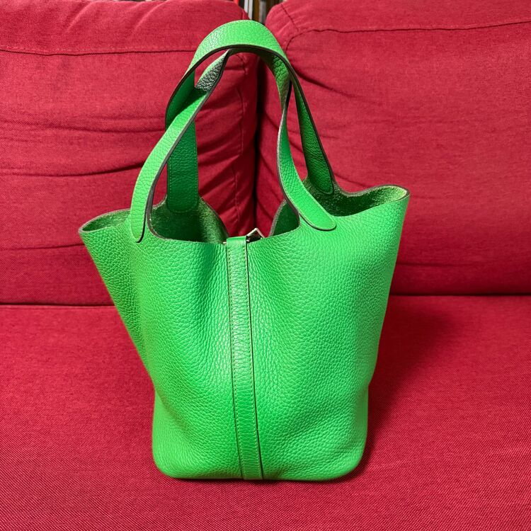 ピコタンロックMM グリーン（ブランドバッグ）の商品画像 - 査定依頼日：2025年11月11日 - 最高査定価格：360,000円