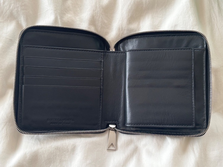 ボッテガ・ヴェネタ  （ブランドバッグ）の商品画像 - 査定依頼日：2025年7月6日 - 最高査定価格：25,000円