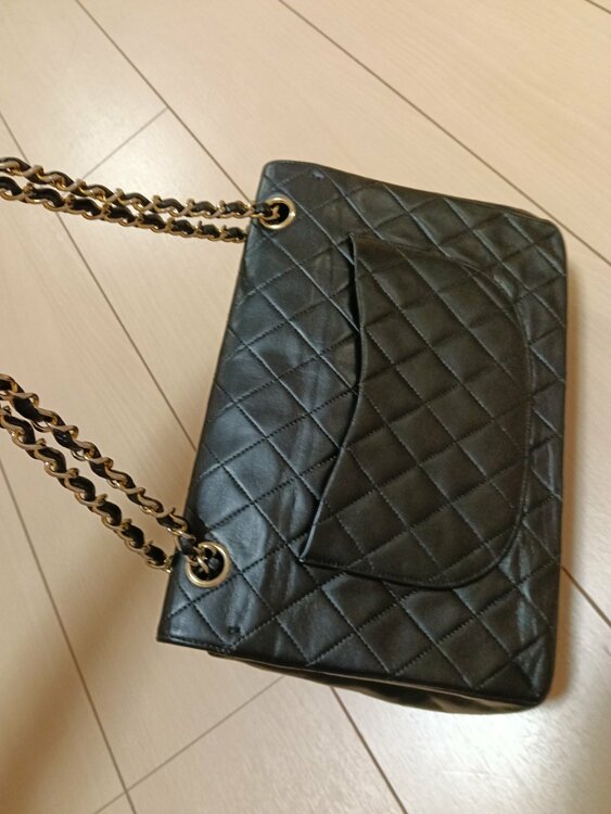 マトラッセショルダー（ブランドバッグ）の商品画像 - 査定依頼日：2026年3月30日 - 最高査定価格：220,000円