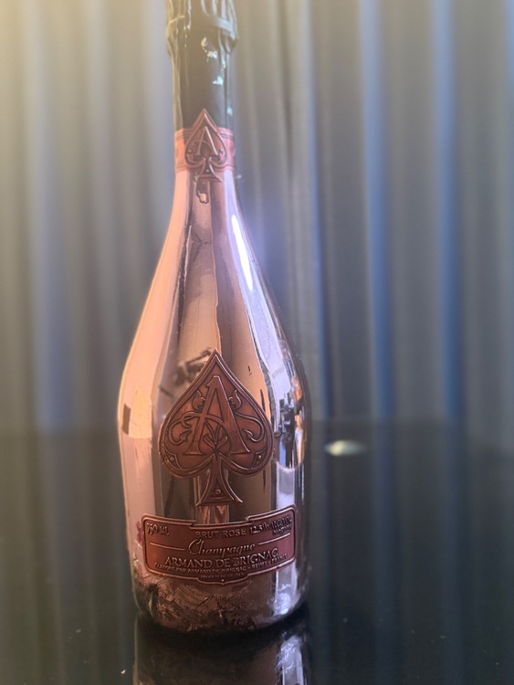 ロゼ（お酒）の商品画像 - 査定依頼日：2025年9月14日 - 最高査定価格：20,000円