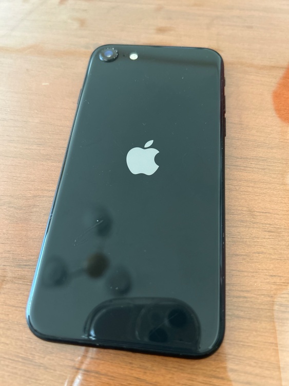 iPhone（スマホ）の商品画像 - 査定依頼日：2026年3月1日 - 最高査定価格：15,000円