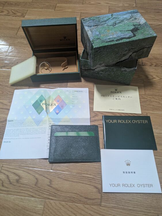 ロレックス エアキング （高級時計）の商品画像 - 査定依頼日：2025年11月14日 - 最高査定価格：15,000円