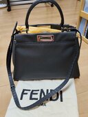 PEEKABOO REGULAR CUOIO ROMA BICOLORE（ブランドバッグ）の商品画像 - 最高査定価格：220,000円