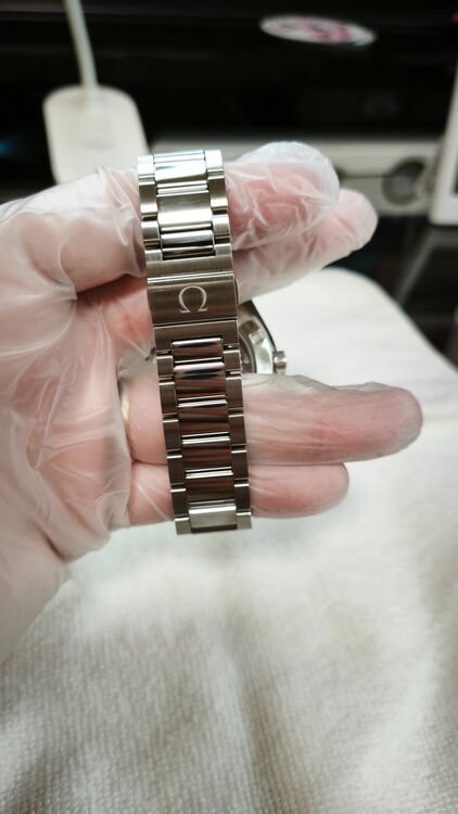 オメガ シーマスター 231.10.43.22.03.001（高級時計）の商品画像 - 査定依頼日：2025年10月11日 - 最高査定価格：550,000円