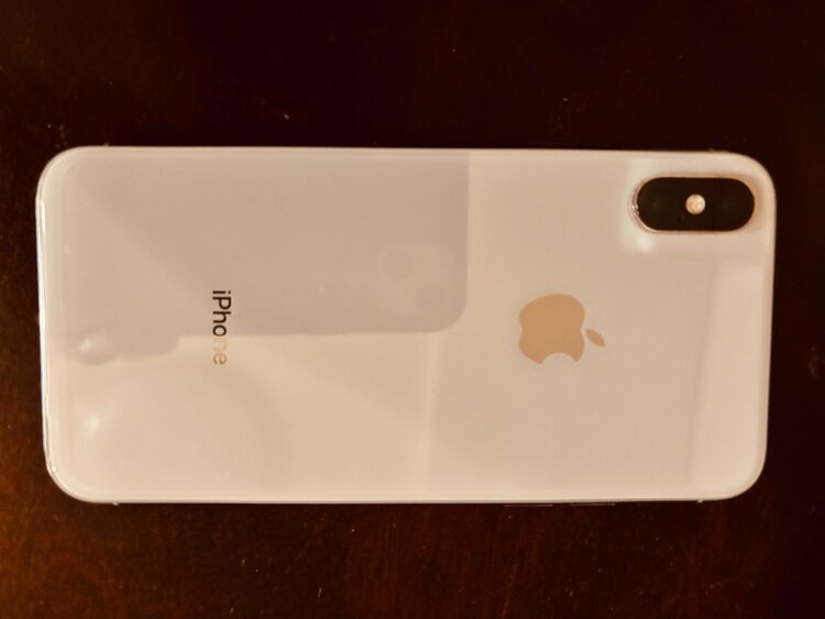 iPhoneX 64GB Softbank（スマホ）の商品画像 - 査定依頼日：2026年1月26日 - 最高査定価格：12,000円