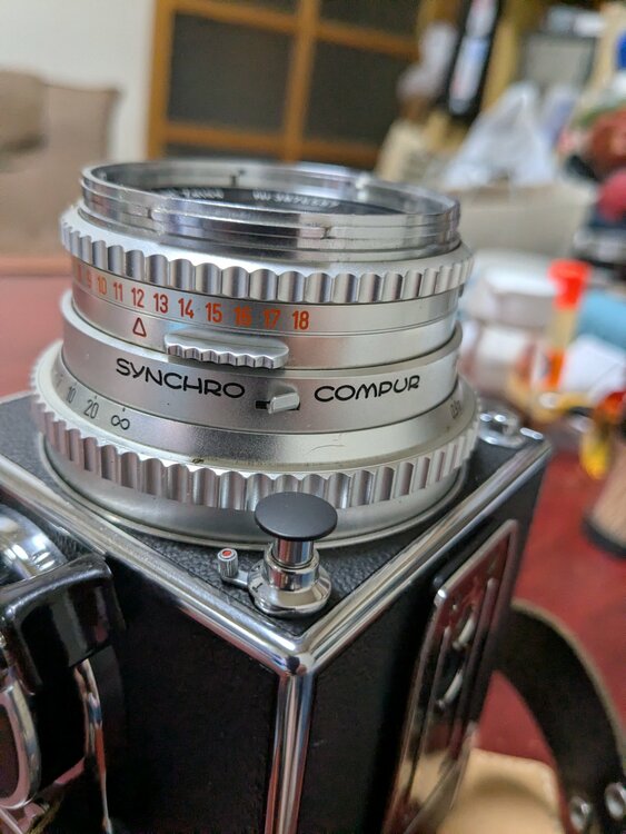 Hasselblad 500Cのフィルムカメラ（カメラ）の商品画像 - 査定依頼日：2026年7月1日 - 最高査定価格：200,000円