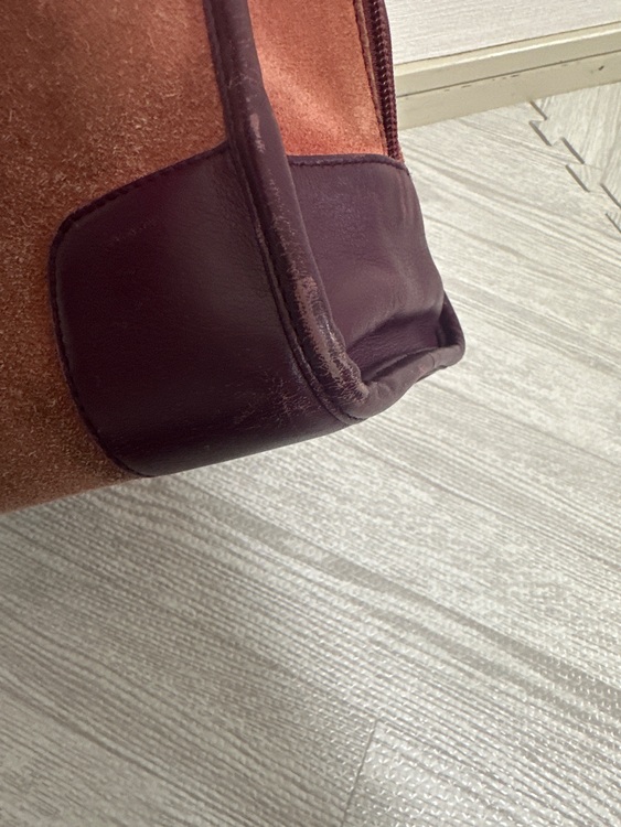 ロエベ　アマソナ　スエードバッグ（ブランドバッグ）の商品画像 - 査定依頼日：2025年11月29日 - 最高査定価格：40,000円