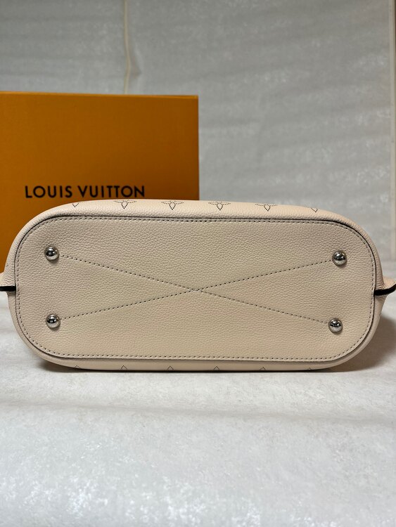 ジロラッタ（ブランドバッグ）の商品画像 - 査定依頼日：2025年1月5日 - 最高査定価格：170,000円