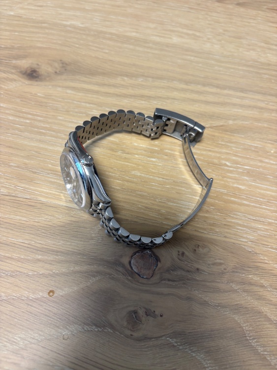 ロレックス デイトジャスト 12620（高級時計）の商品画像 - 査定依頼日：2026年3月10日 - 最高査定価格：1,450,000円