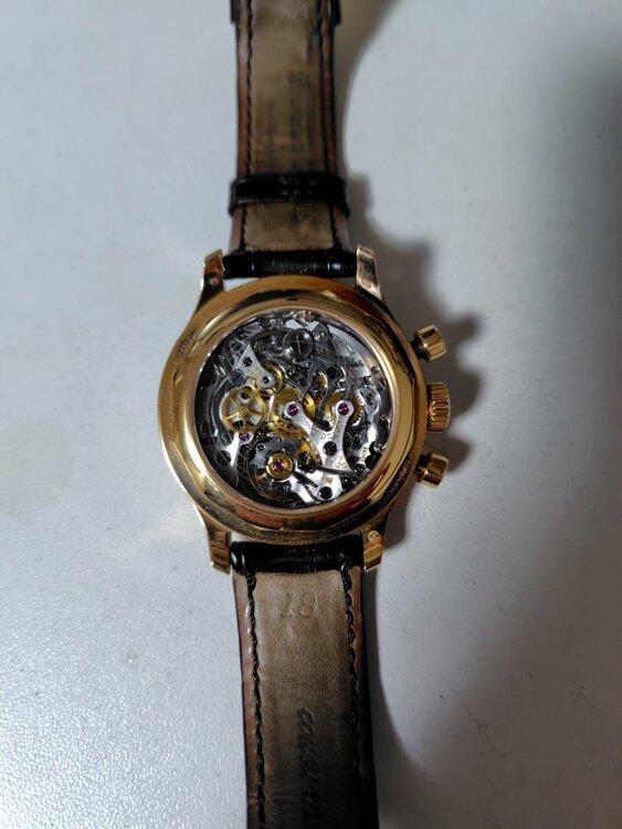 ロジェ・デュブイ その他 （高級時計）の商品画像 - 査定依頼日：2026年1月17日 - 最高査定価格：10,000,000円