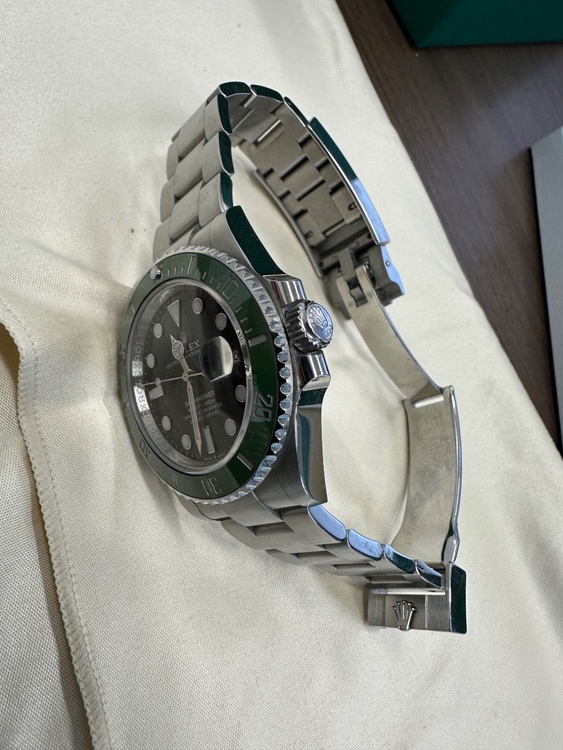 グリーンサブマリーナ（高級時計）の商品画像 - 査定依頼日：2026年3月31日 - 最高査定価格：2,350,000円