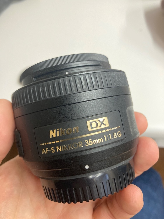 nikon dx nikkor35mm（カメラ）の商品画像 - 査定依頼日：2026年2月7日 - 最高査定価格：4,000円