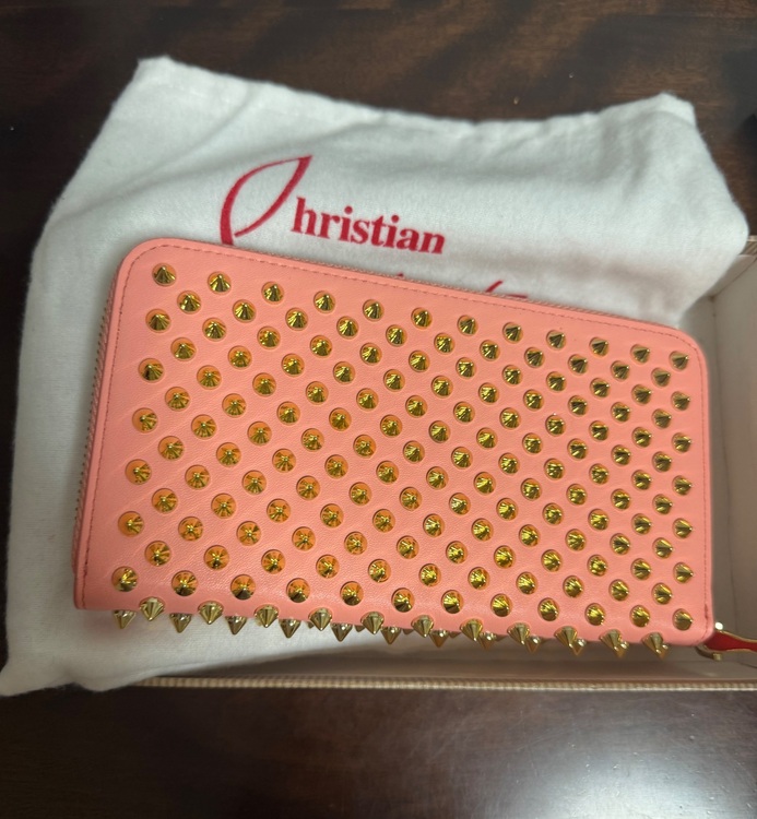 パネトーネ財布（古着・ファッション）の商品画像 - 査定依頼日：2025年9月11日 - 最高査定価格：10,000円