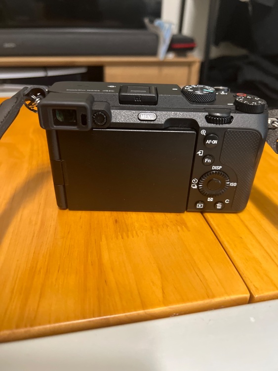 α7c（カメラ）の商品画像 - 査定依頼日：2025年10月19日 - 最高査定価格：95,000円