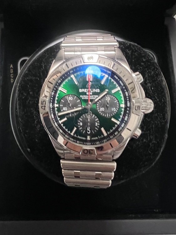 ブライトリング クロノマット （高級時計）の商品画像 - 査定依頼日：2025年10月31日 - 最高査定価格：620,000円