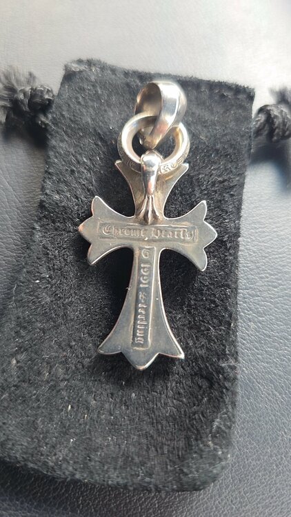 CHクロスペンダント（古着・ファッション）の商品画像 - 査定依頼日：2026年4月12日 - 最高査定価格：220,000円