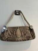 ブルガリパイソンショルダーバッグ（ブランドバッグ）の商品画像 - 査定依頼日：2024年11月17日 - 最高査定価格：50,000円