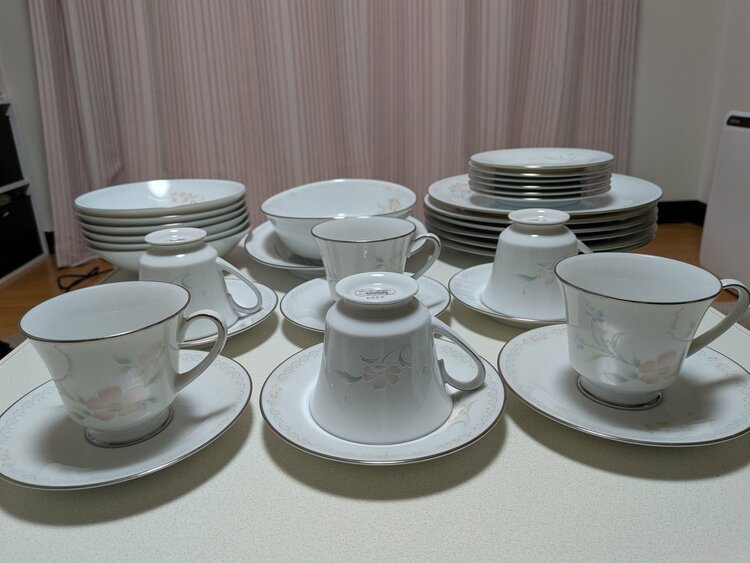 食器　ノリタケコンテンポラリーEDEN3391 （食器）の商品画像 - 査定依頼日：2026年4月20日 - 最高査定価格：5,000円