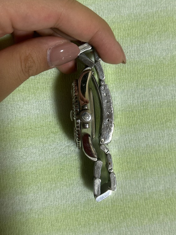 ロレックス ヨットマスター （高級時計）の商品画像 - 査定依頼日：2025年8月16日 - 最高査定価格：1,200,000円