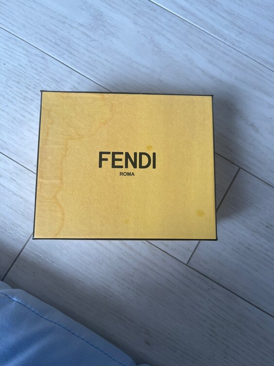 フェンディ  （ブランドバッグ）の商品画像 - 査定依頼日：2025年5月29日 - 最高査定価格：50,000円