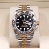 ロレックス GMTマスター 126713GRNr（高級時計）の商品画像 - 査定依頼日：2025年10月7日 - 最高査定価格：3,280,000円