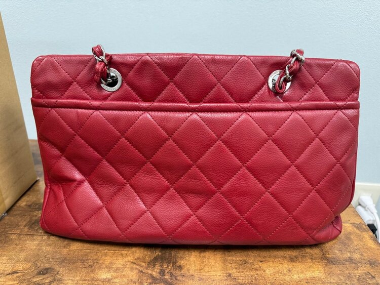 ココマーク　GST キャビアスキン（ブランドバッグ）の商品画像 - 査定依頼日：2025年4月28日 - 最高査定価格：185,000円